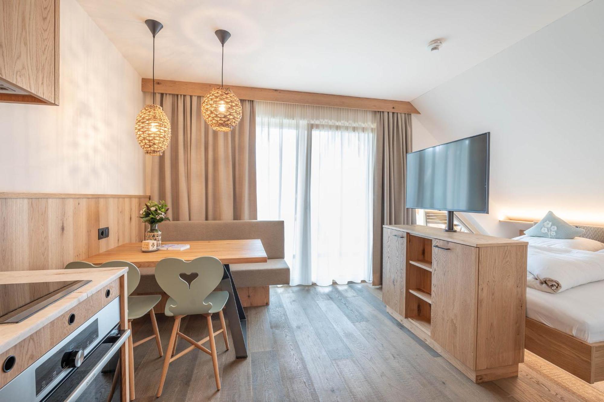 Hotel Loeckerwirt 3*