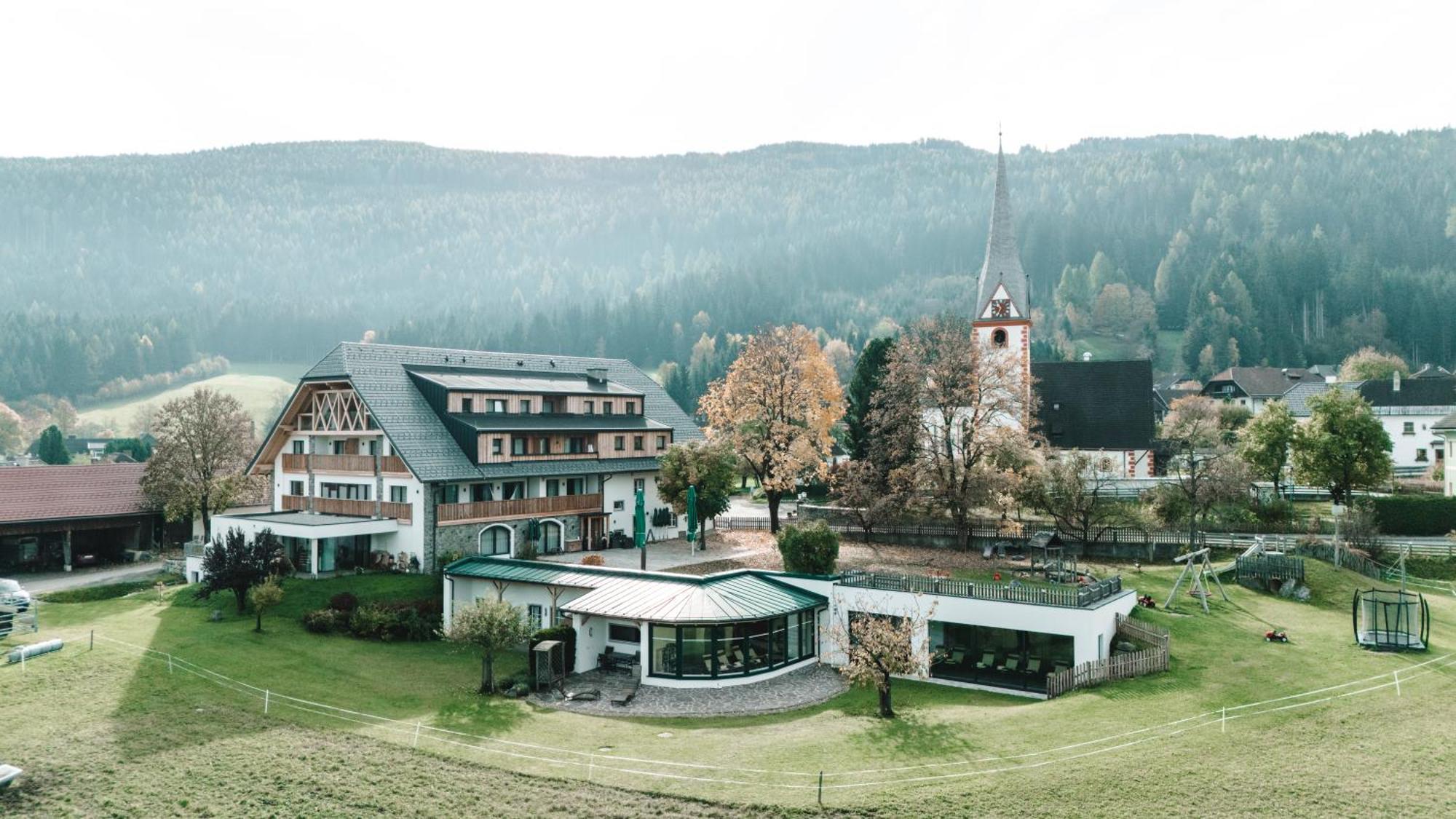Hotel Loeckerwirt 3*